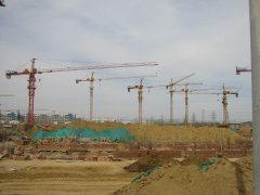 揚(yáng)塵在線(xiàn)自動(dòng)監(jiān)控系統(tǒng)，可用于施工區(qū)域的空氣質(zhì)量監(jiān)測(cè)