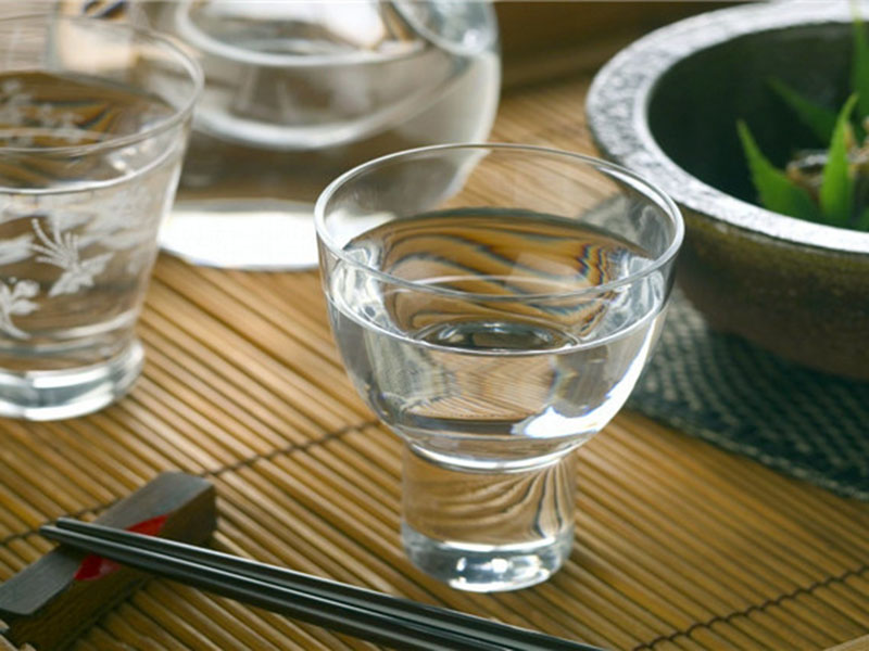 甲醇檢測儀，為禮品用酒做檢查